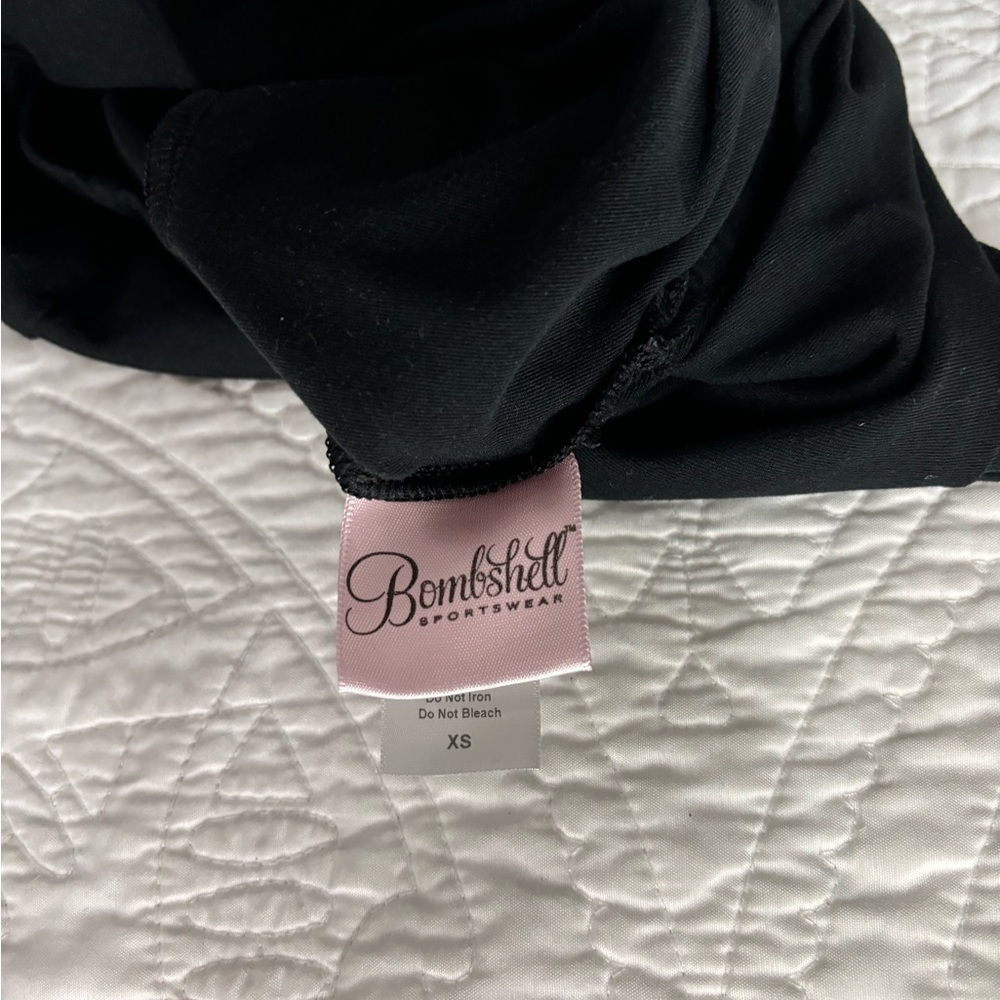 Black Bombshell Top - image 2